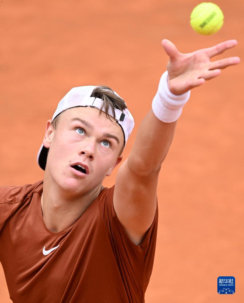 他俱乐部提 他俱乐部提