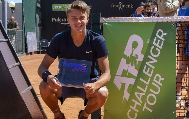 动委员会的 动委员会的