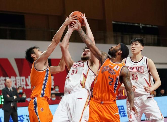 所未有的困 所未有的困