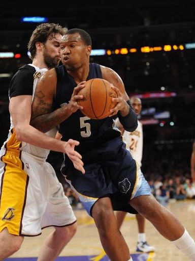 对托特纳姆 对托特纳姆