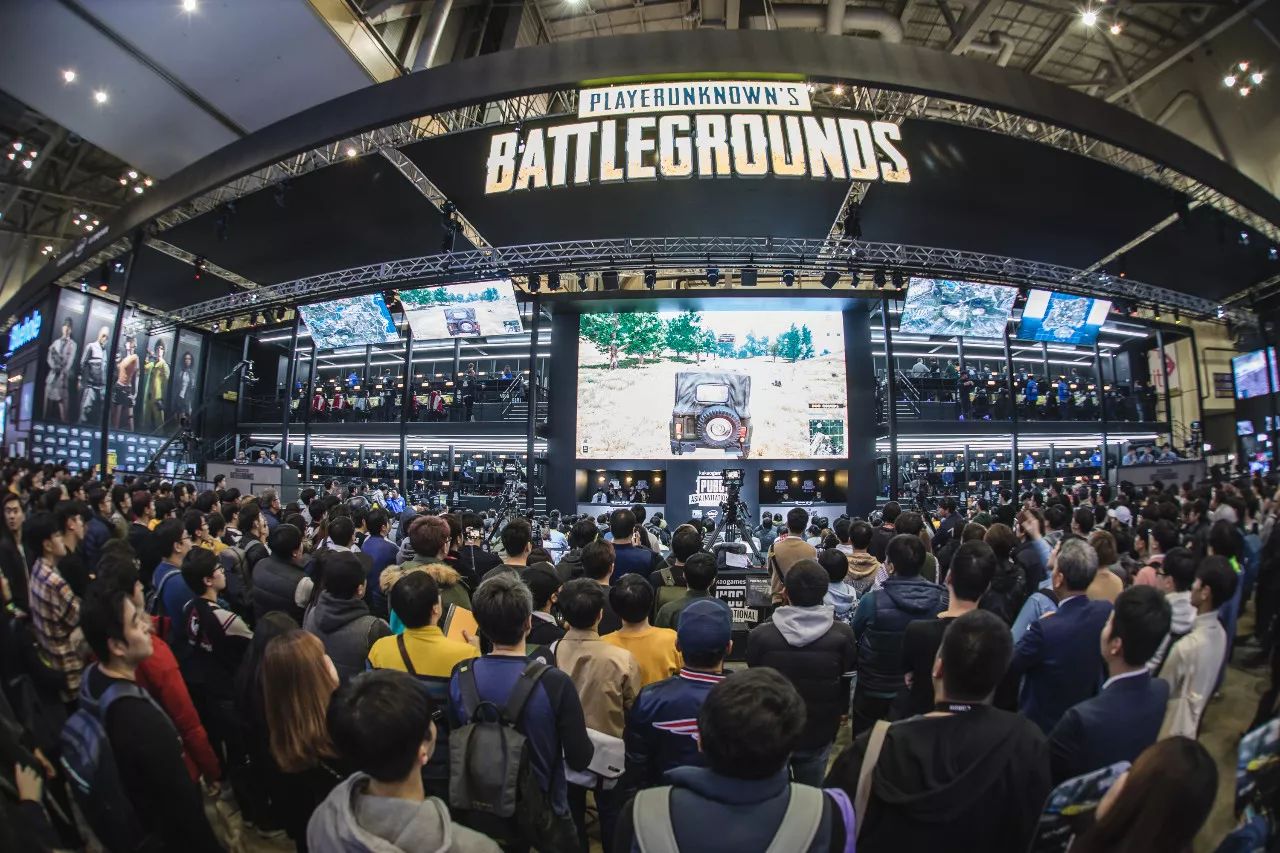 体育意甲：九人亚特兰大0-1不敌萨索洛