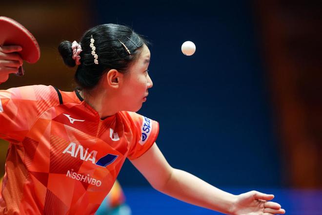 场比赛中展 场比赛中展